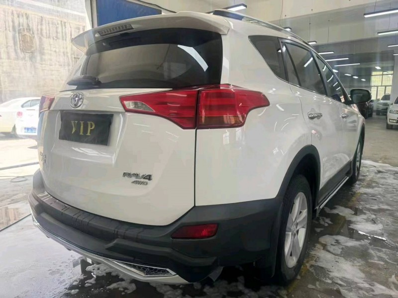 枣庄15年丰田RAV4荣放9