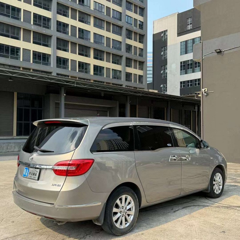 佛山20年别克GL88