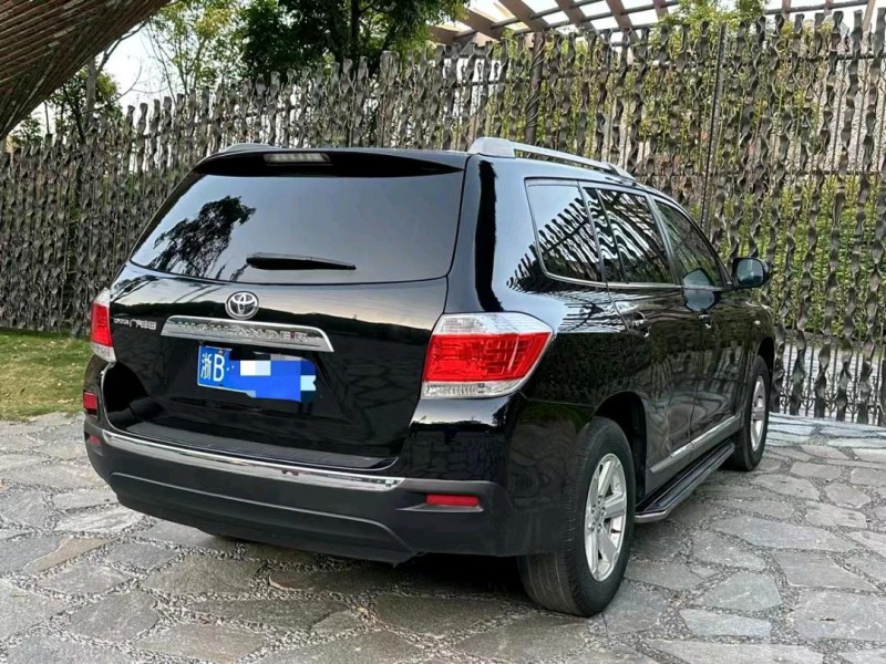 广州14年丰田汉兰达8