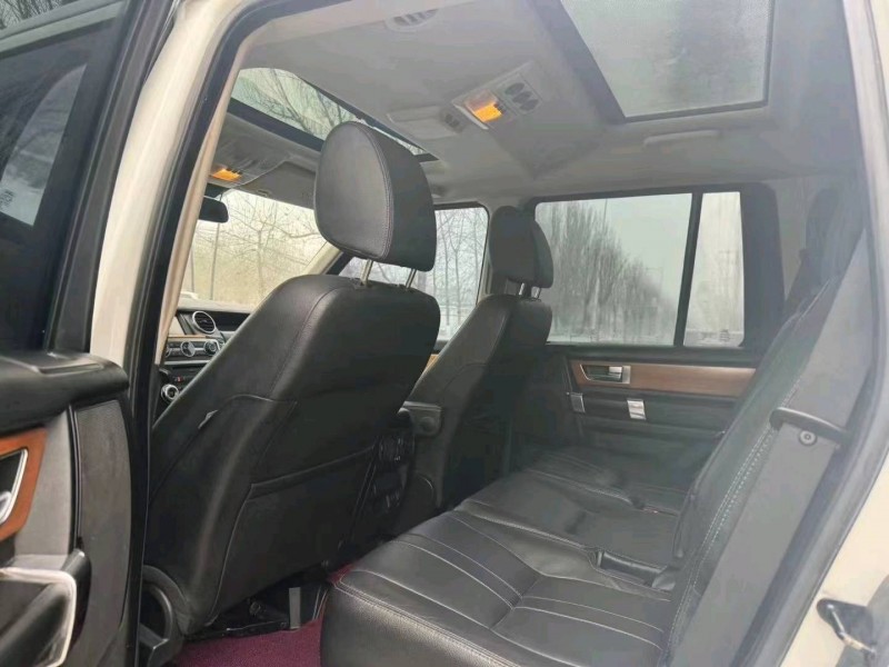 保定15年路虎发现6