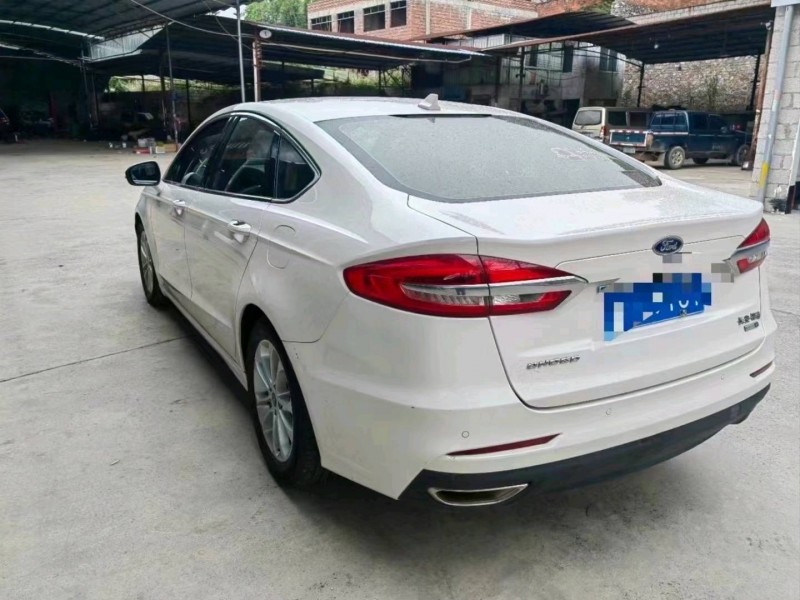 南宁21年福特蒙迪欧8