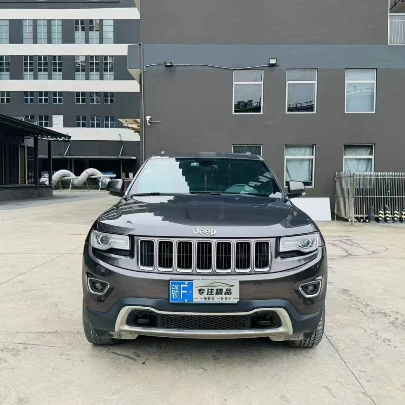 佛山17年Jeep大切诺基1