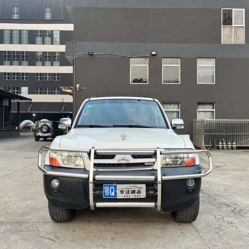 佛山10年三菱帕杰罗1