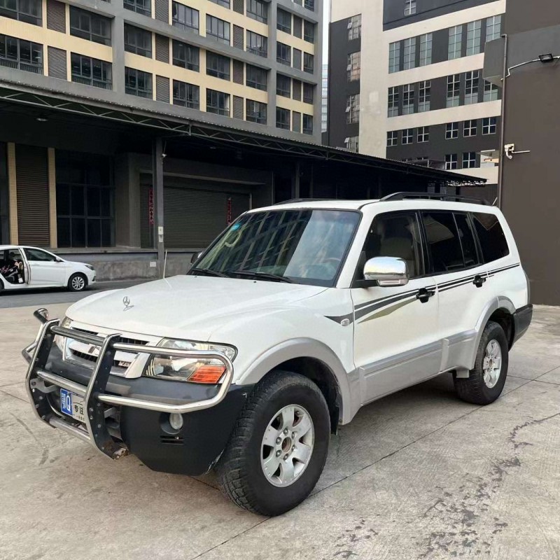 佛山10年三菱帕杰罗3