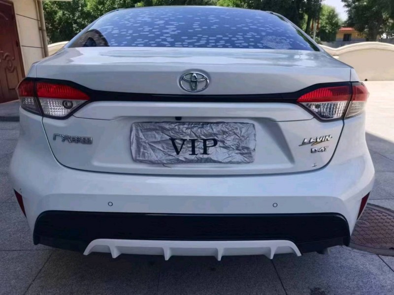 保定21年丰田雷凌9