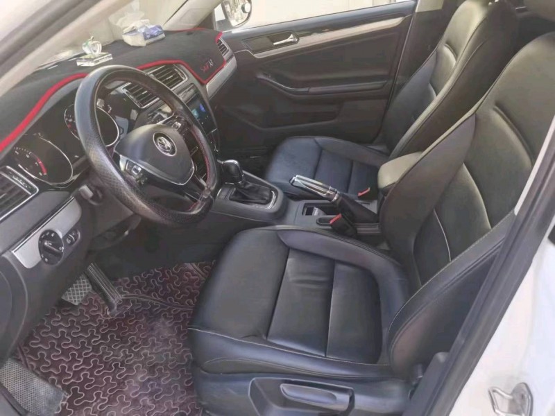 保定18年大众速腾8