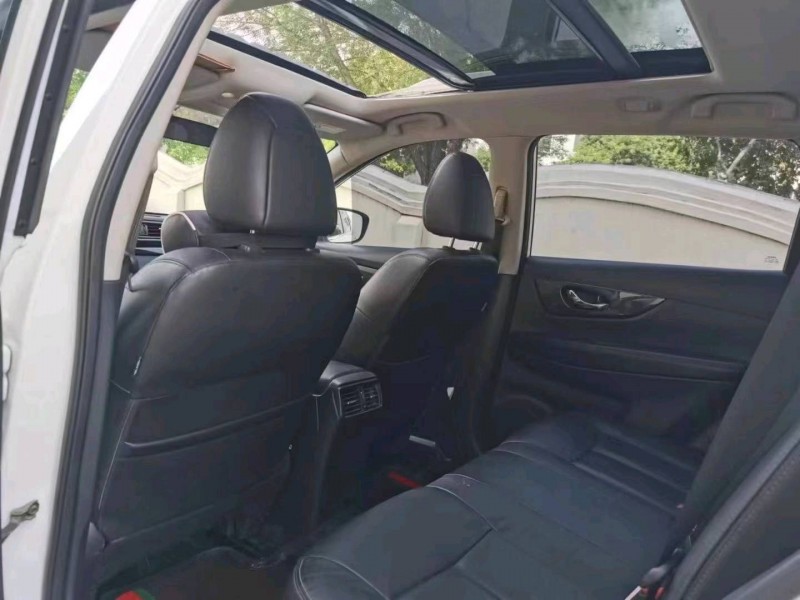 保定18年日产奇骏6