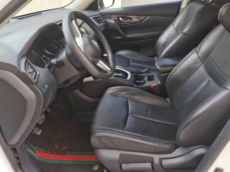 保定18年日产奇骏9