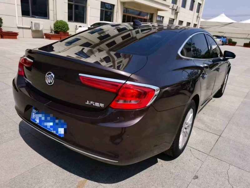 保定18年别克君越5