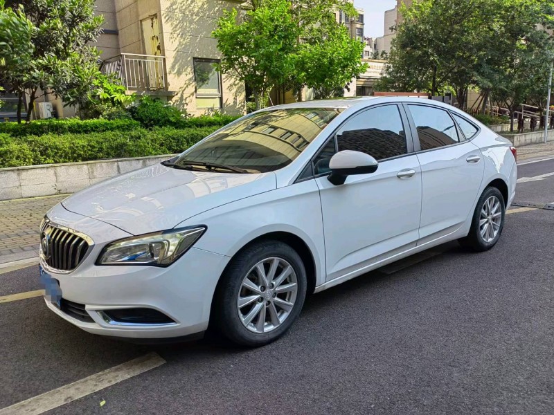 苏州17年别克威朗2