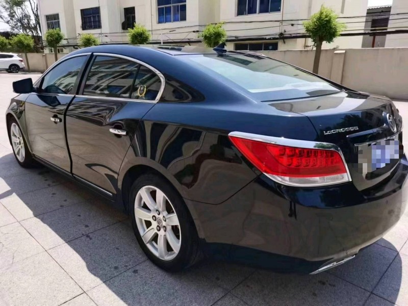 保定11年别克君越5