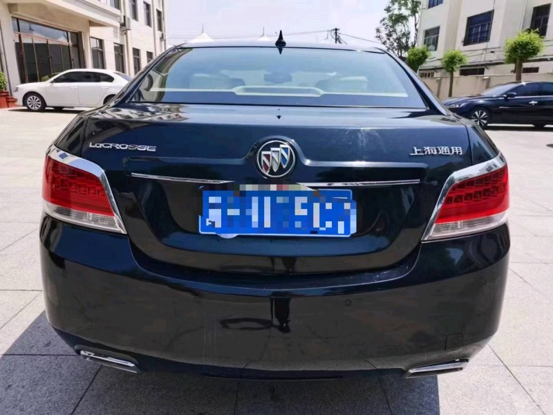 保定11年别克君越9