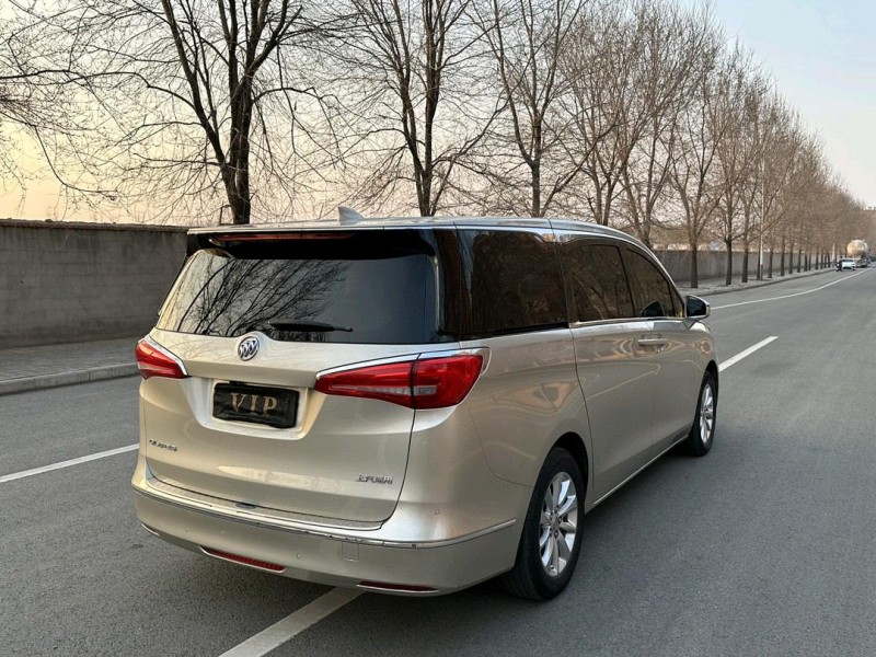 徐州18年别克GL88