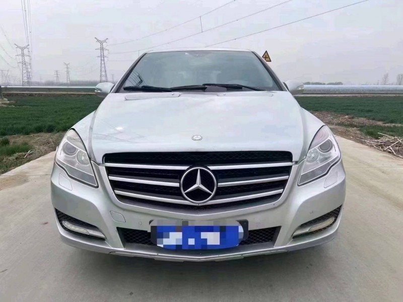 东营10年奔驰R1