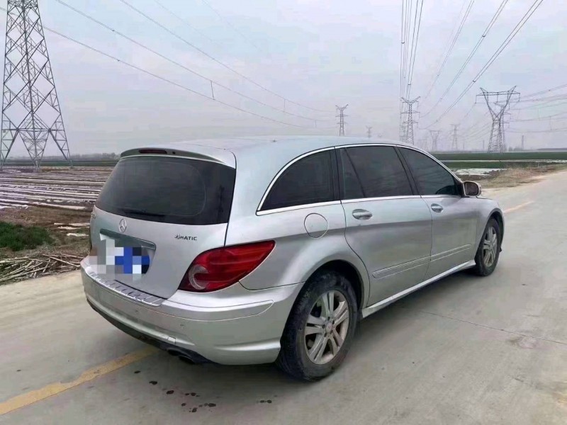 东营10年奔驰R4