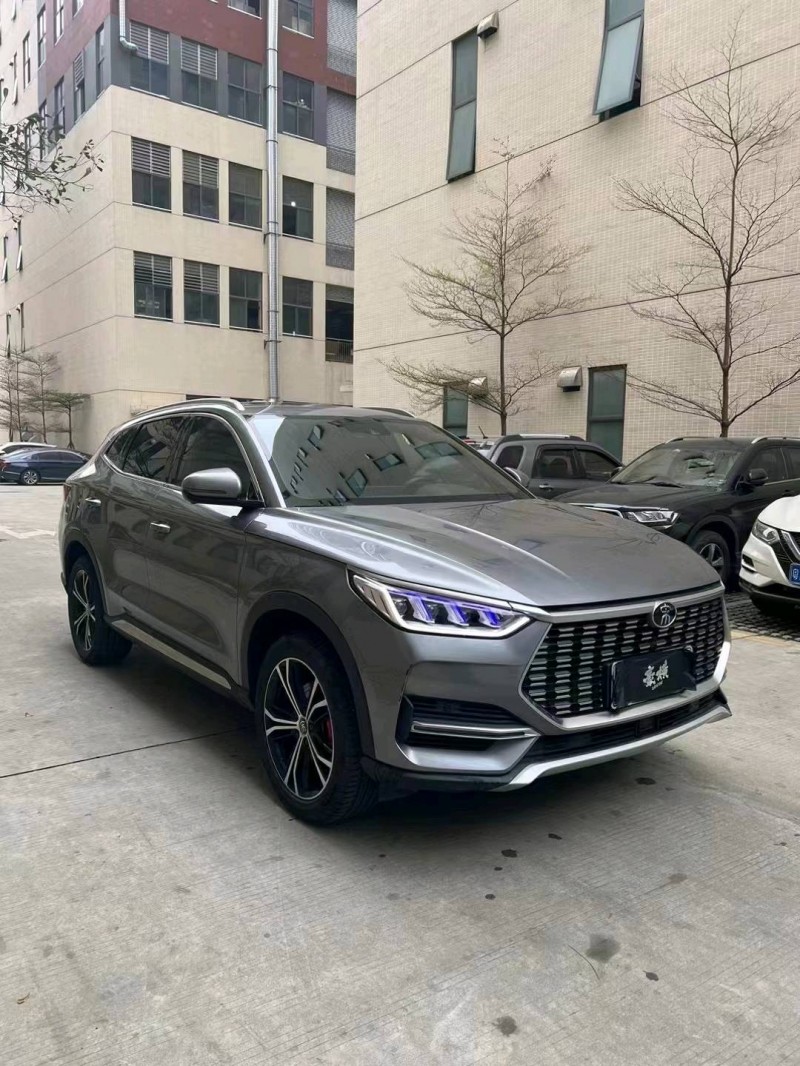 广州21年比亚迪宋2