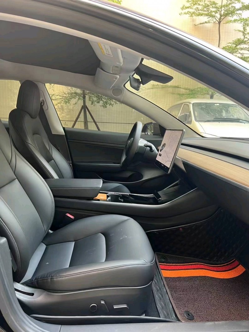 佛山21年特斯拉MODEL 37