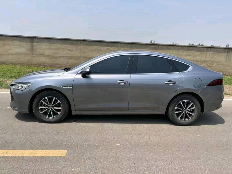 郑州23年比亚迪秦5