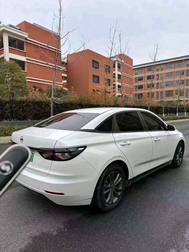 阜陽22年威馬汽車E55