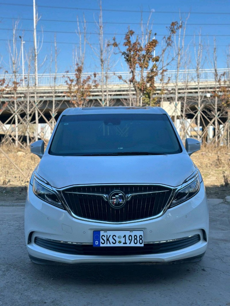 青岛21年别克GL81