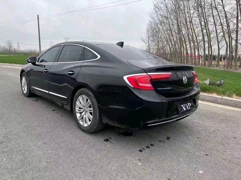 苏州16年别克君越3