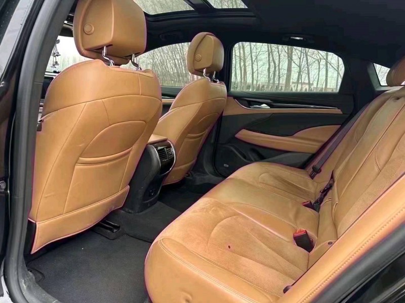 苏州16年别克君越8