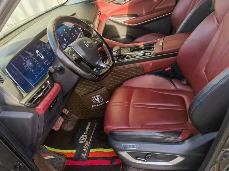 保定19年长安汽车CS756