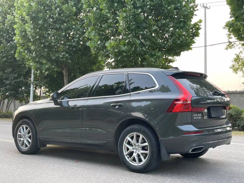 徐州19年沃尔沃XC605