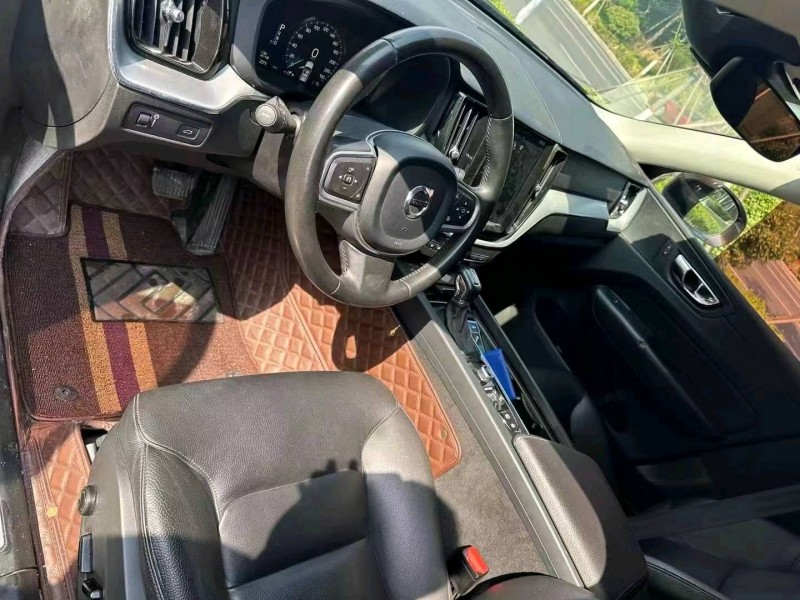 青岛18年沃尔沃XC604