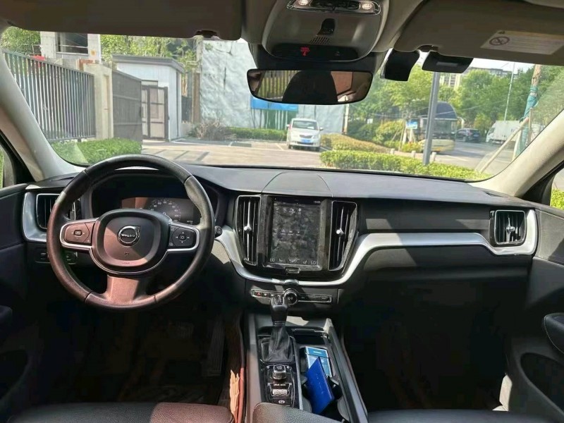 青岛18年沃尔沃XC605