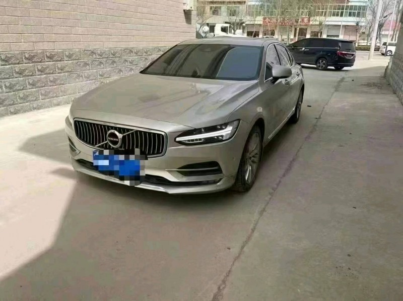 保定17年沃尔沃S902