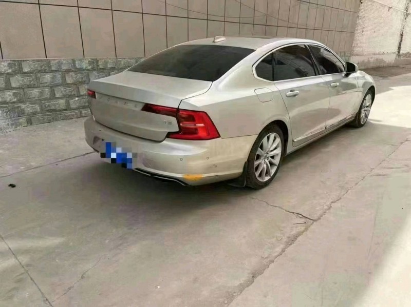 保定17年沃尔沃S903