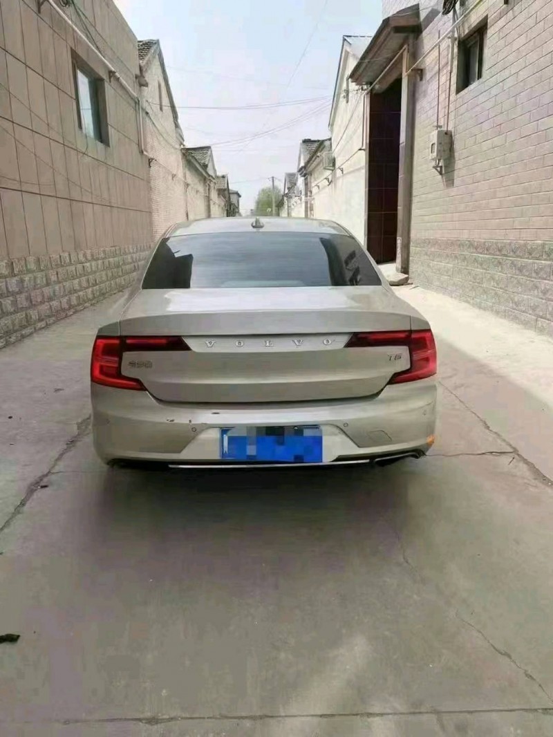 保定17年沃尔沃S904