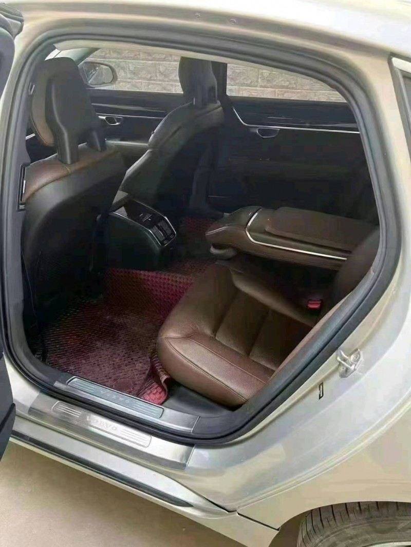 保定17年沃尔沃S908