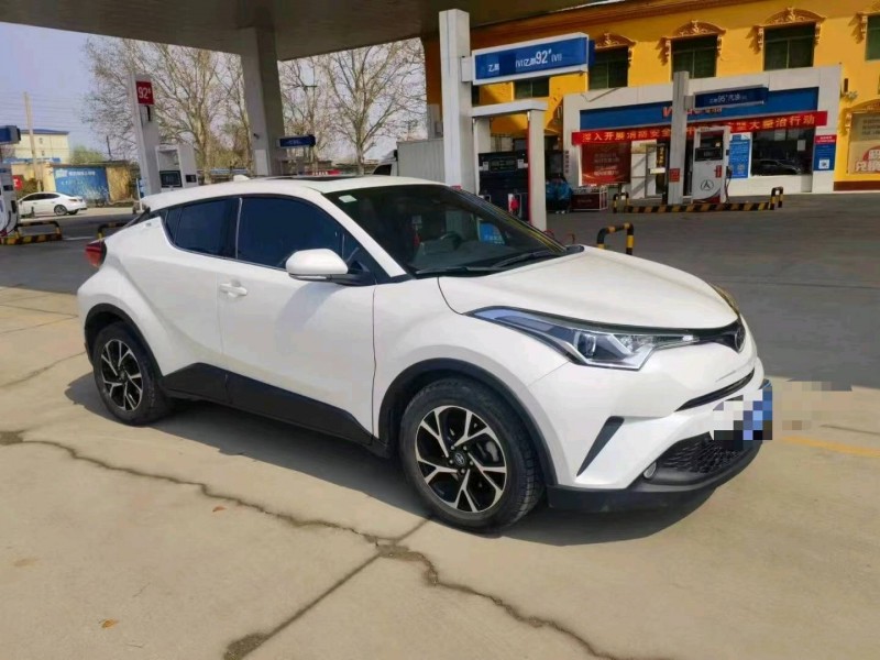 保定21年丰田CHR3