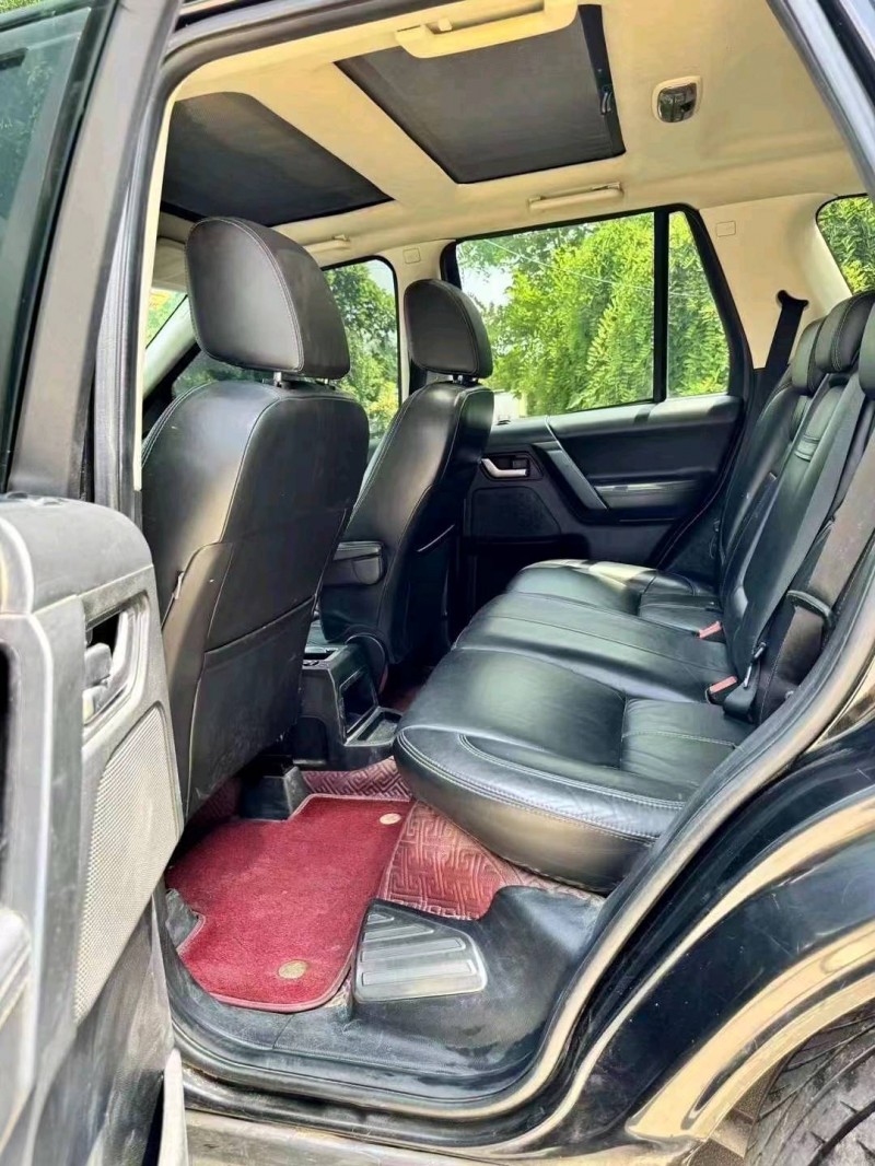 东营12年路虎发现神行5