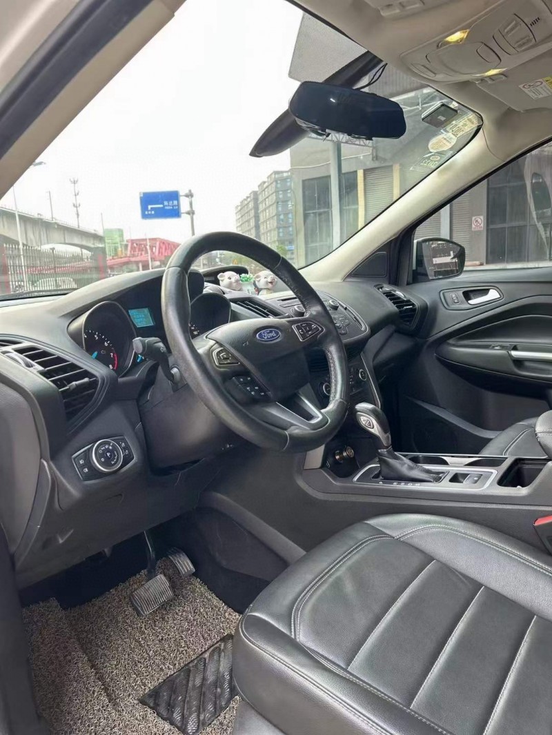 佛山18年福特翼虎5