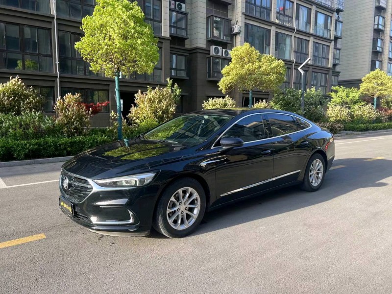 徐州20年别克君越2