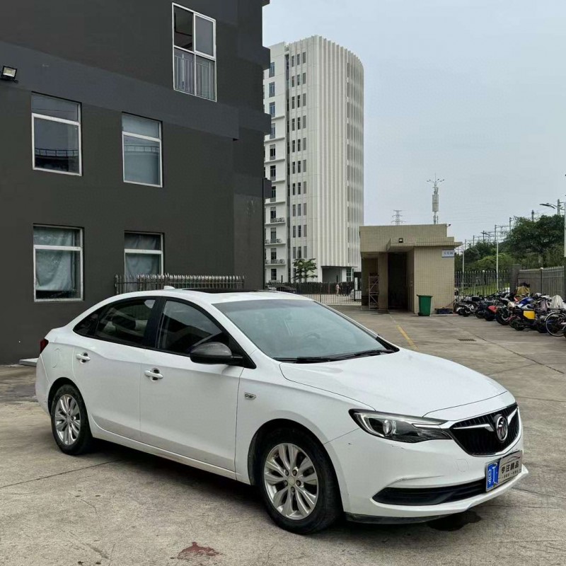 佛山18年别克英朗2