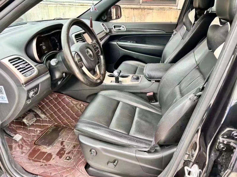 湖州15年Jeep大切诺基7