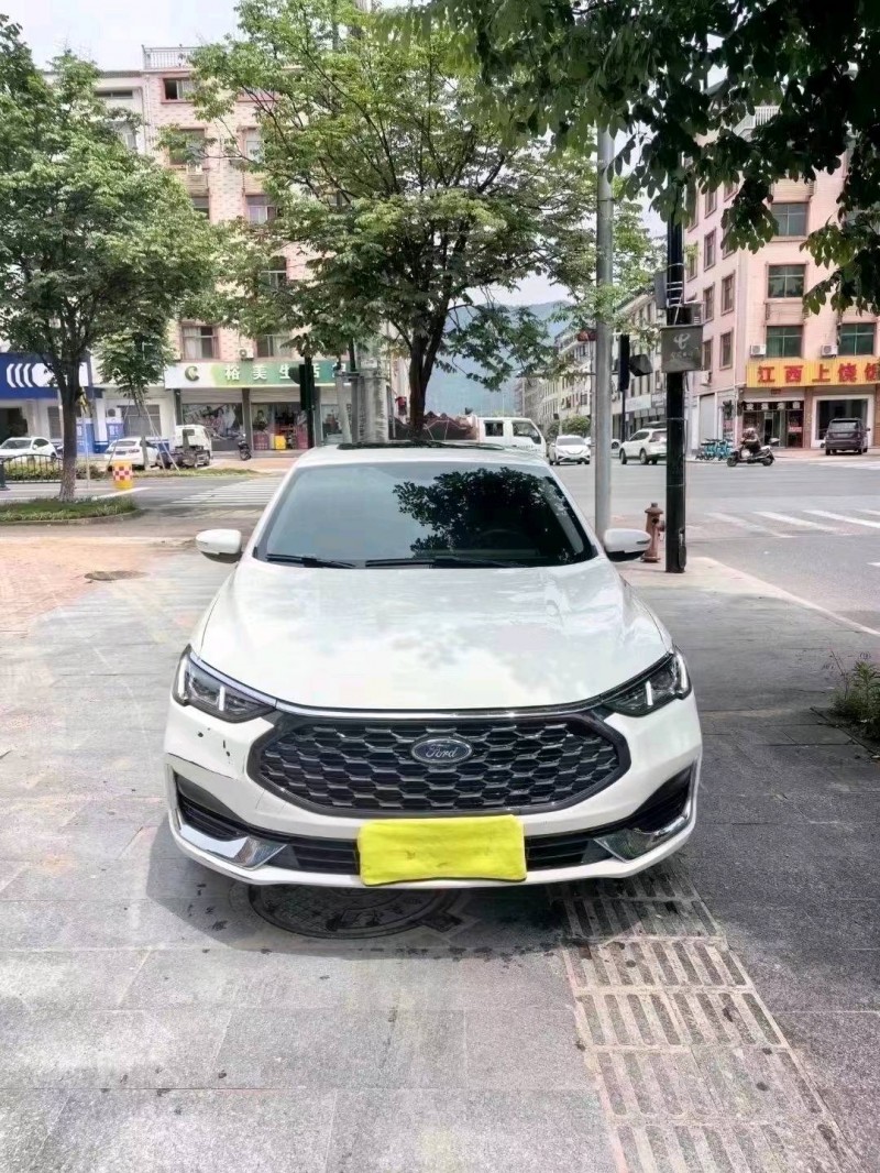 湖州22年福特福睿斯1