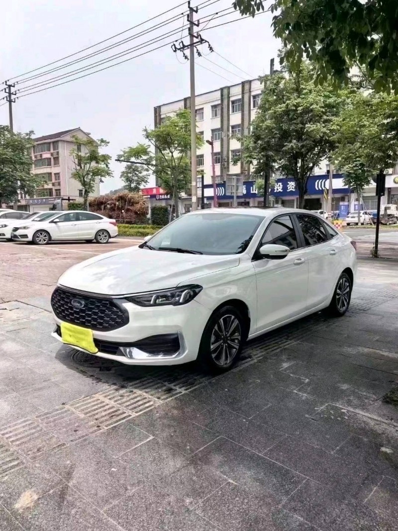 湖州22年福特福睿斯2