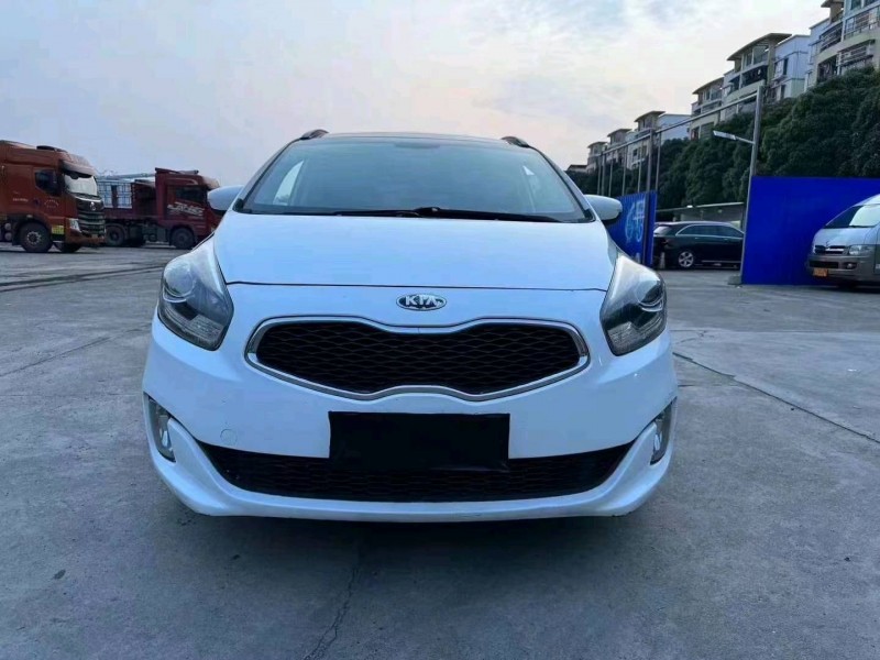 东营14年起亚佳乐1