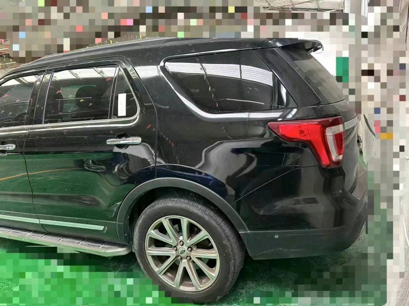 苏州17年福特探险者2