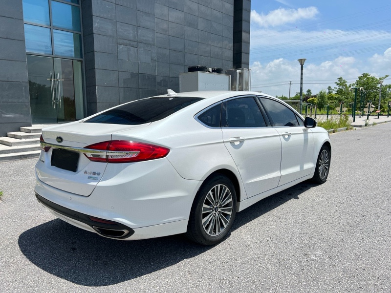 盐城18年福特蒙迪欧8