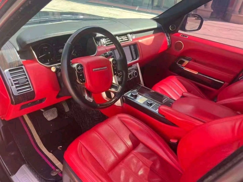 济宁15年路虎揽胜行政4