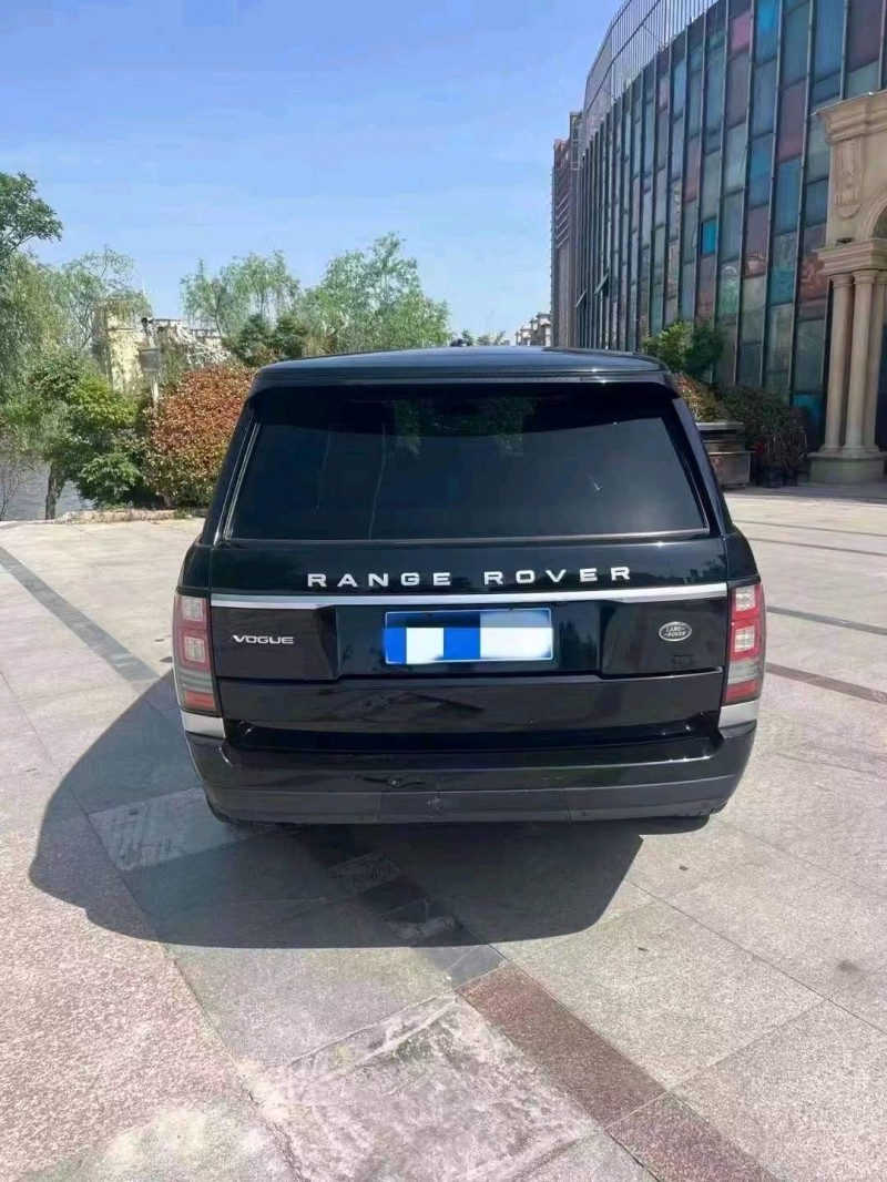 济宁15年路虎揽胜行政8