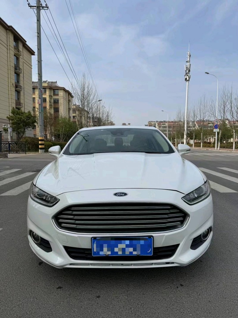 青岛15年福特蒙迪欧1