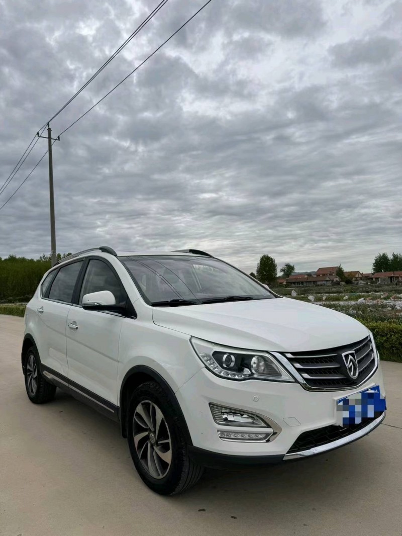 青島17年寶駿5602