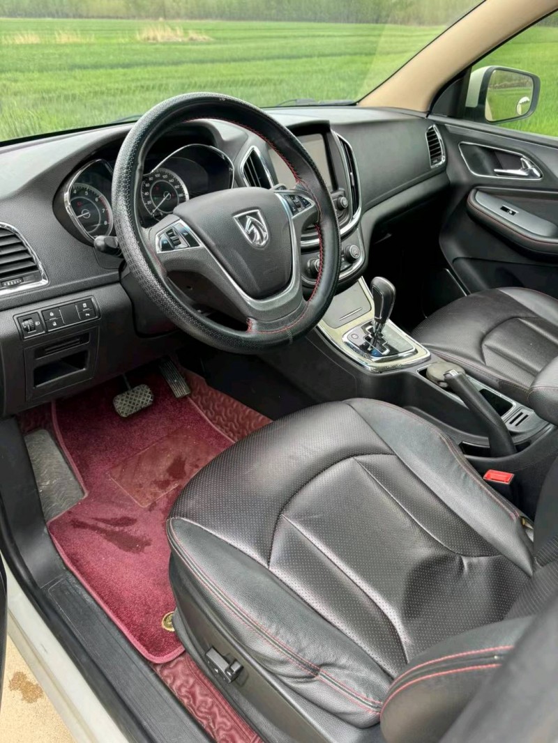 青島17年寶駿5604